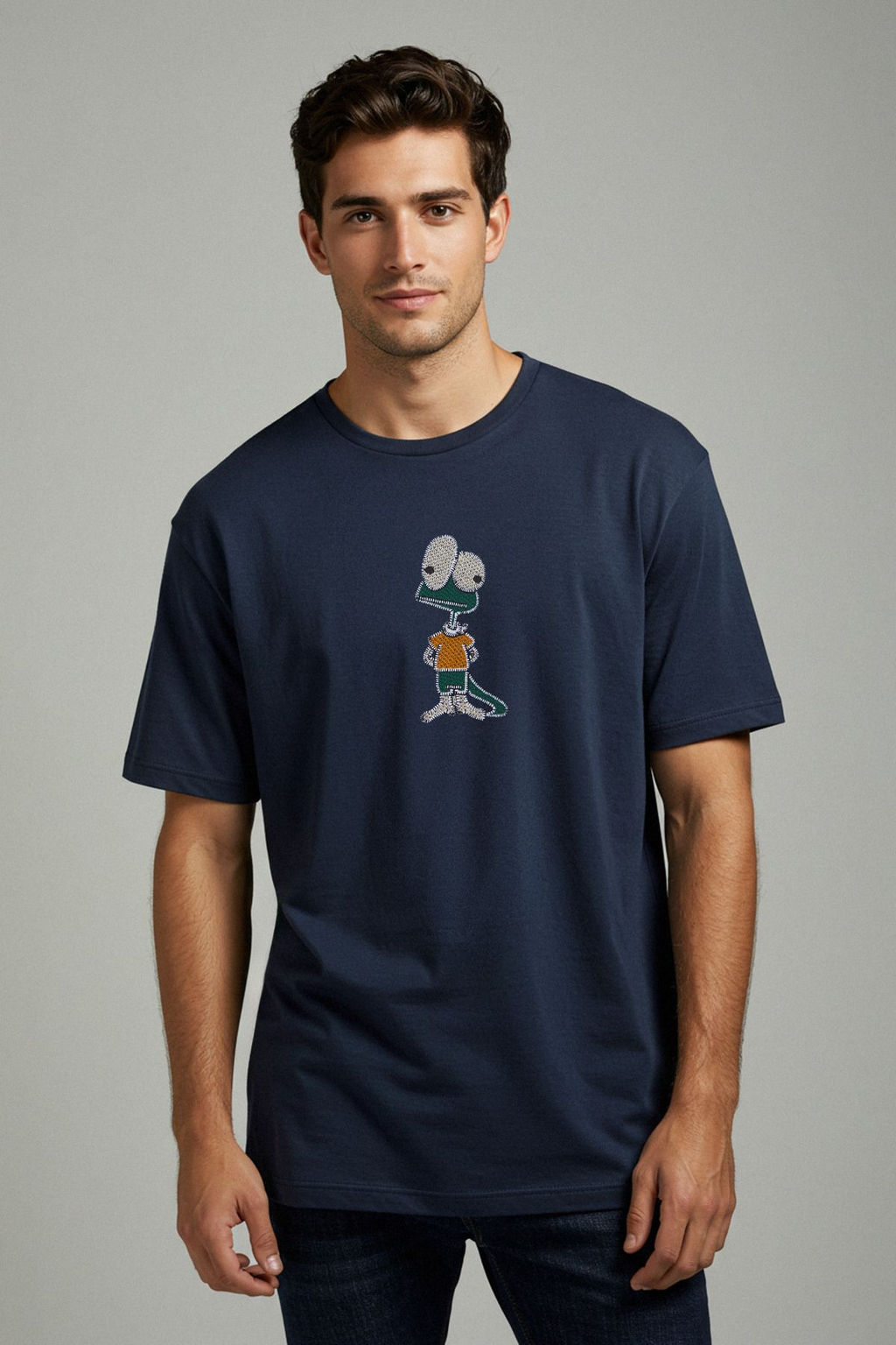 TRENDYOL MAN Mavi Oversize/Genis Kesim Nak?s Detayl? %100 Pamuk T-Shirt TMNSS25TS00199