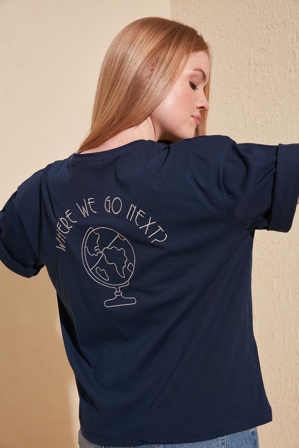 Lacivert %100 Pamuk S?rt Nak?sl? Relaxed/Genis Rahat Kesim Bisiklet Yaka Orme T-Shirt TWOSS20TS0121