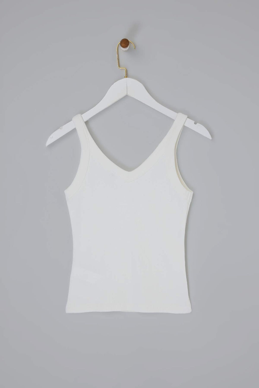 Ekru Regular V Yaka Kal?n Ask?l? Kolsuz Fitilli Esnek Orme Atlet TWOSS26AL00027