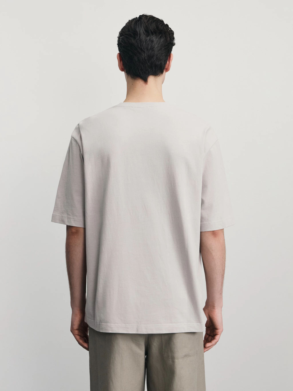 Футболка с вышивкой на груди / Zarina  фото 5