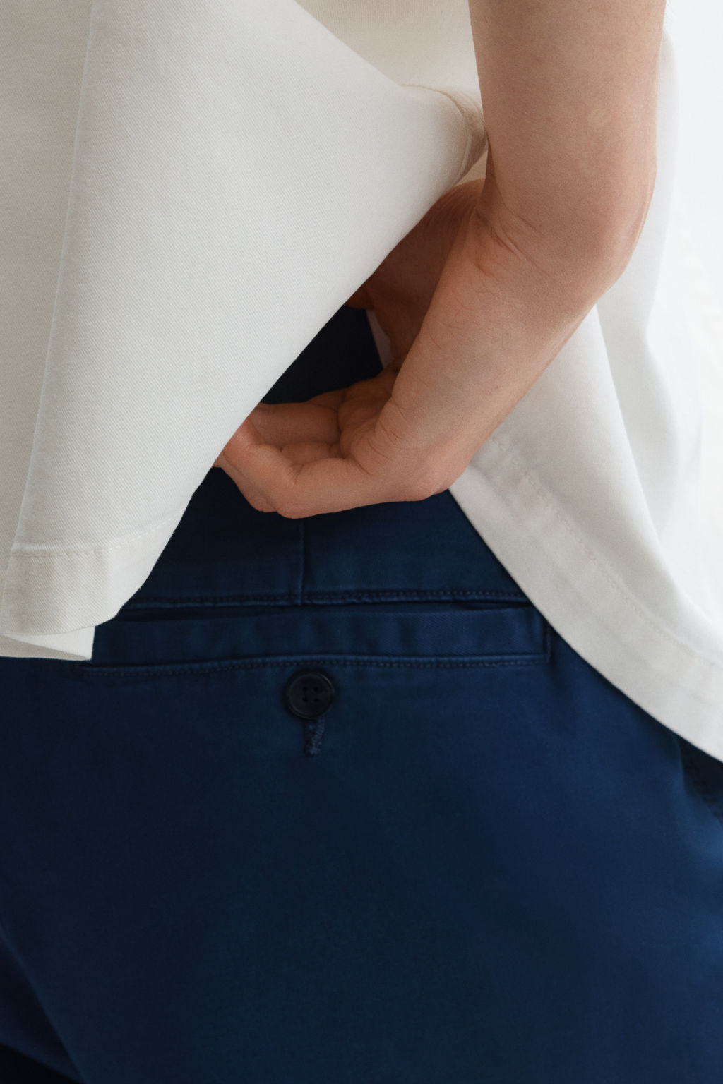 Chinos de algod?n Relaxed Fit - H&m фото 6