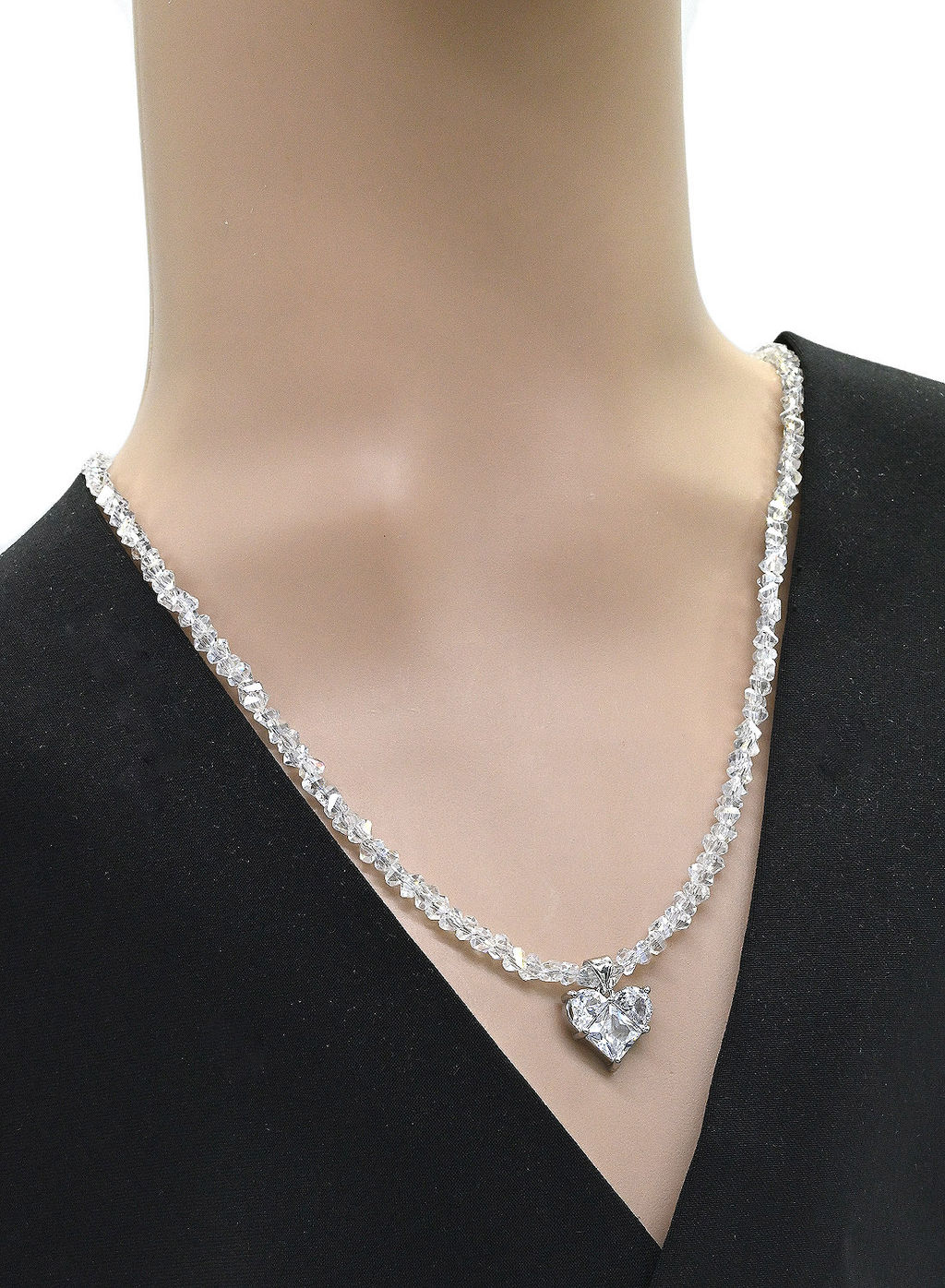 Бусы из циркона с подвеской Сердце, цвет хрусталь, 55см