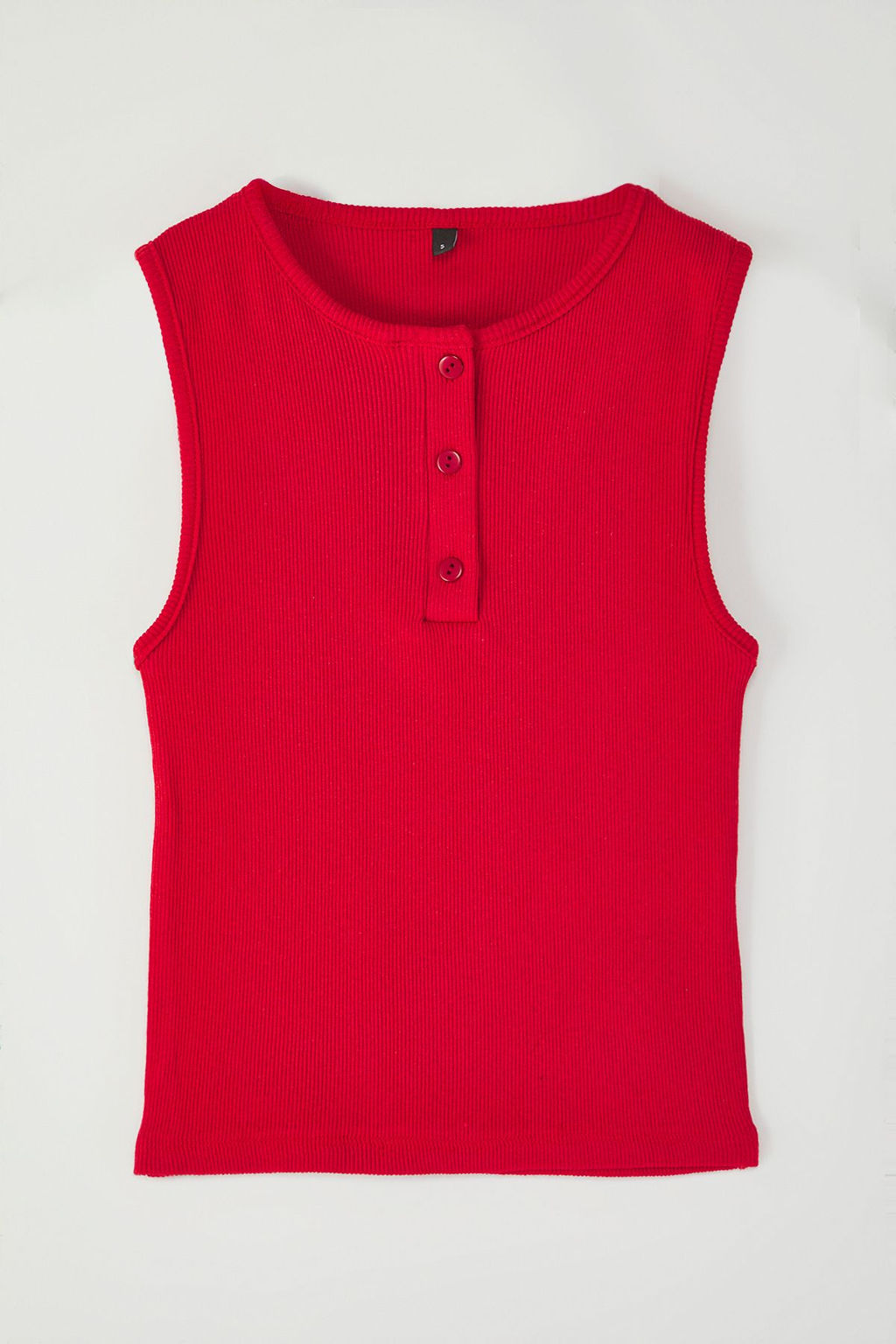 K?rm?z? Dugmeli Havuz Yaka S?f?r Kol Fitilli Esnek Vucuda Oturan Crop Orme Atlet TWOSS25AL00028