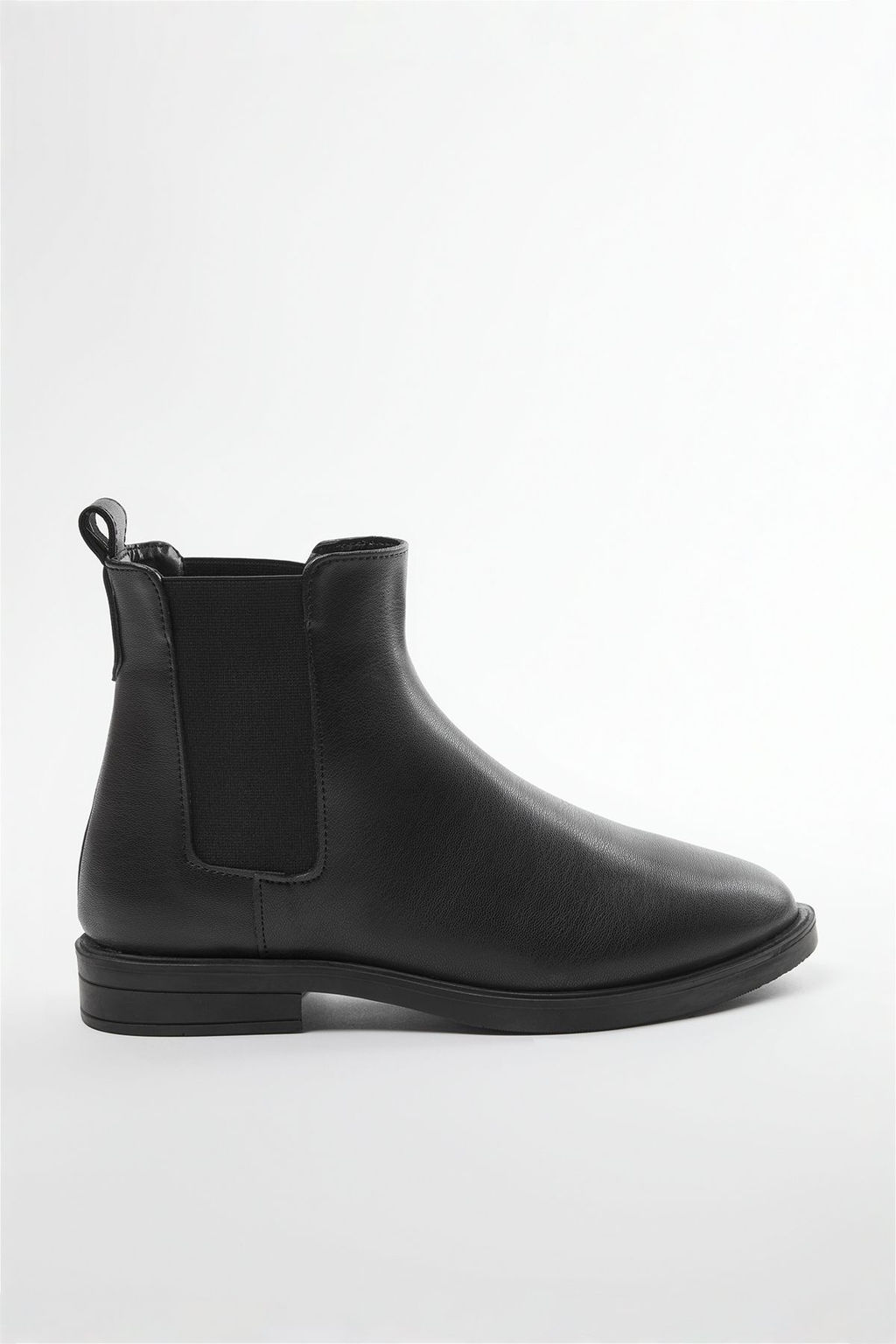Trendyolmilla Shoes Siyah Lastikli K?sa Duz Topuklu Chealsea Kad?n Bot 
TAKAW25BO00019  фото 9