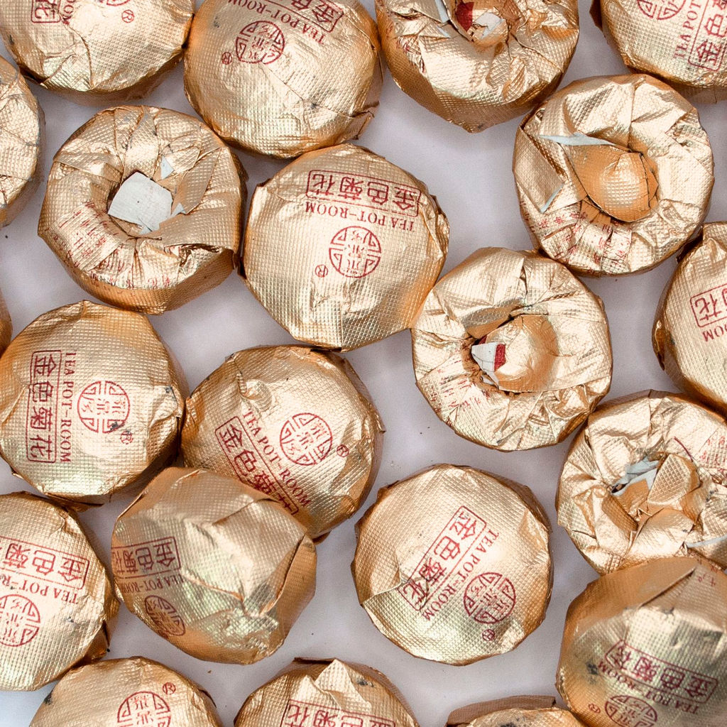 Пуэр мини То Ча с хризантемой