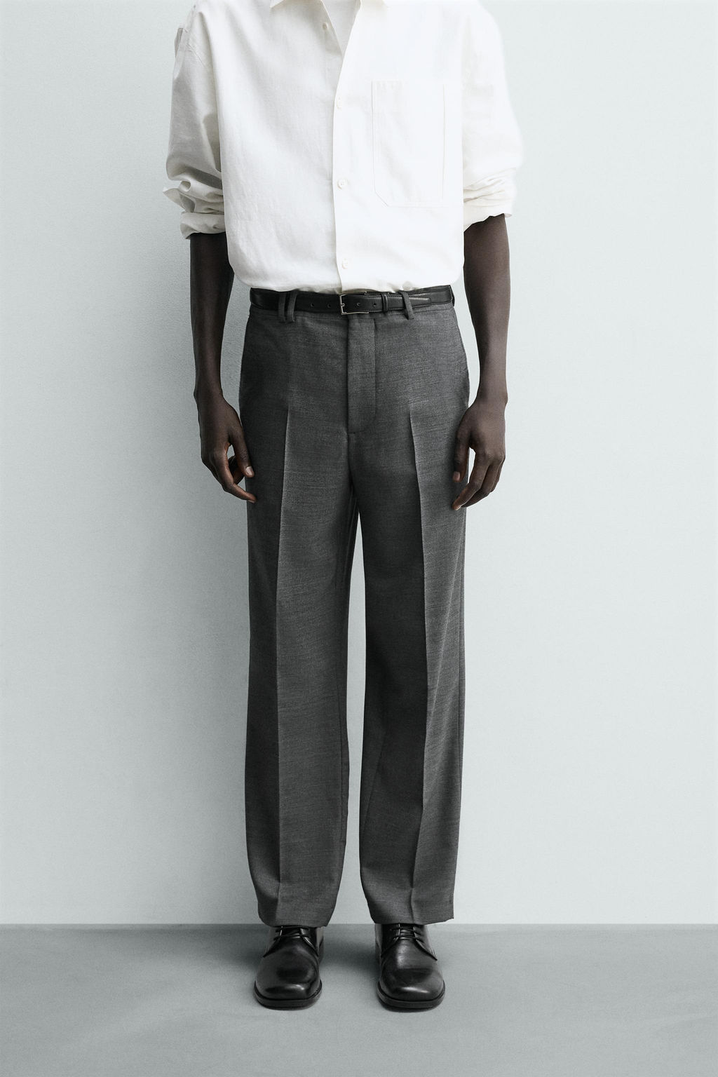 PANTAL?N STRAIGHT FIT CONFORT / Gris vigor? - Zara фото 2