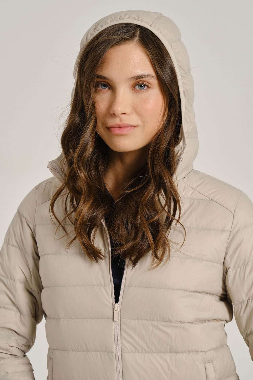 Пуховик легкий Серый