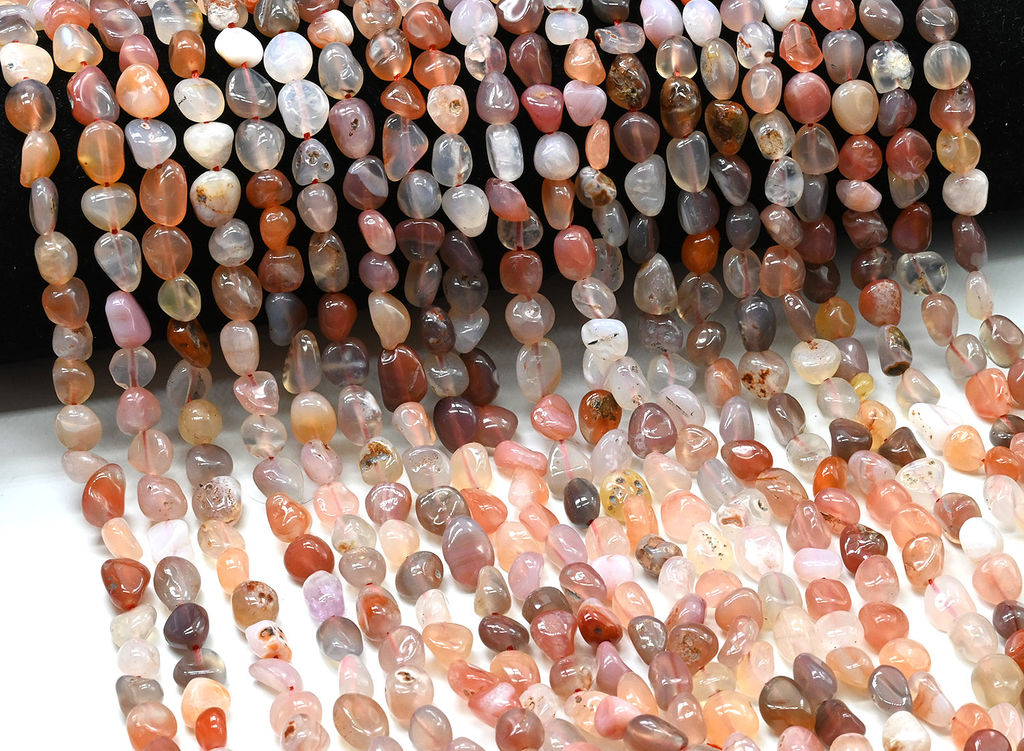 Бусины из агата Ботсвана галтовка 5*8мм, 38,5см, 49 бусин Радуга камня