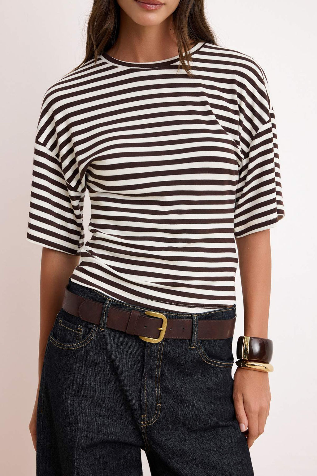 Tas Fitted/Bele Oturan Dusuk Kol Truvakar Yumusak Orme T-Shirt TWOSS26TS00060 - Trendyolmilla фото 7