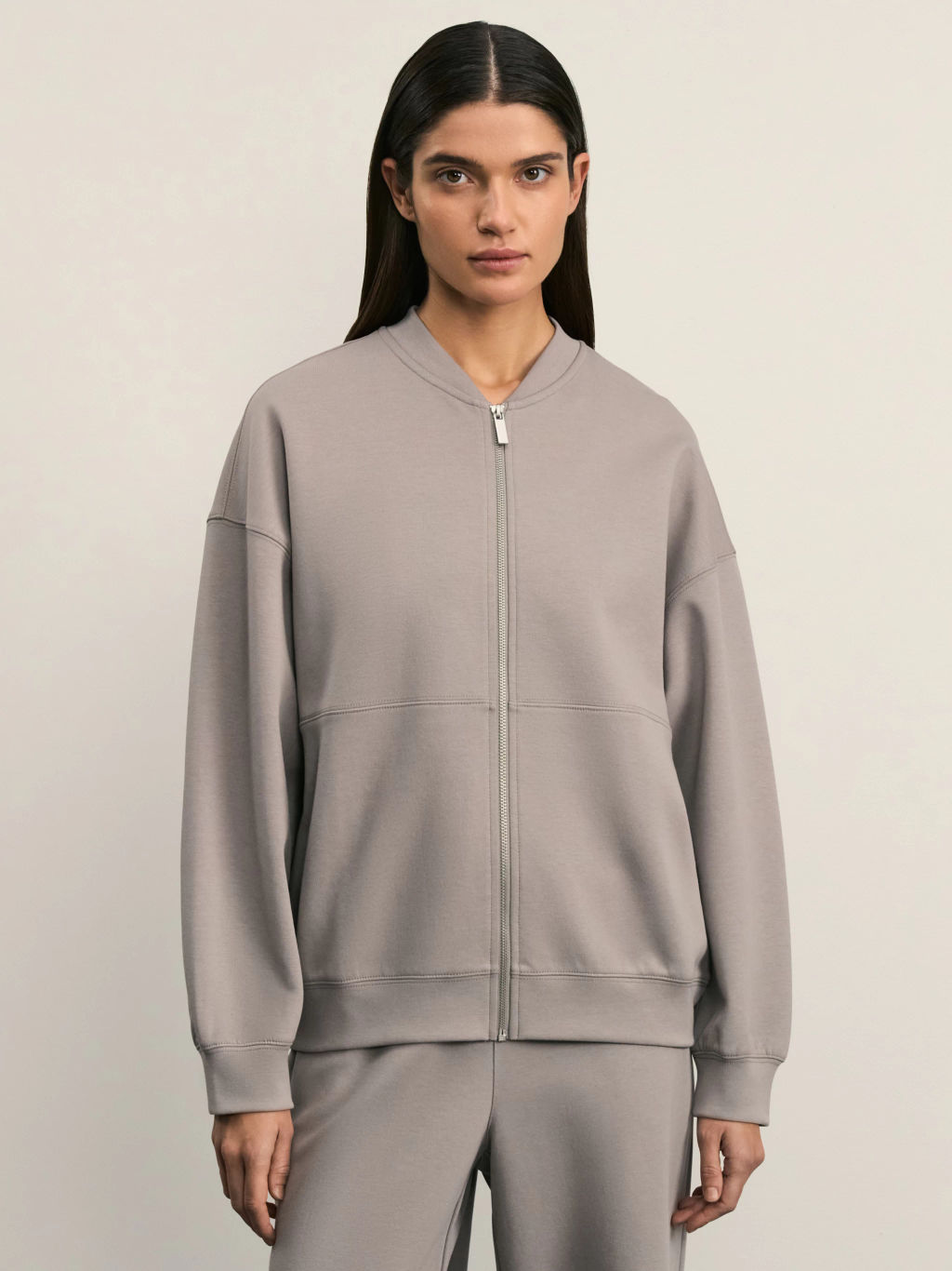 Толстовка на молнии с декоративными швами / Zarina  фото 3