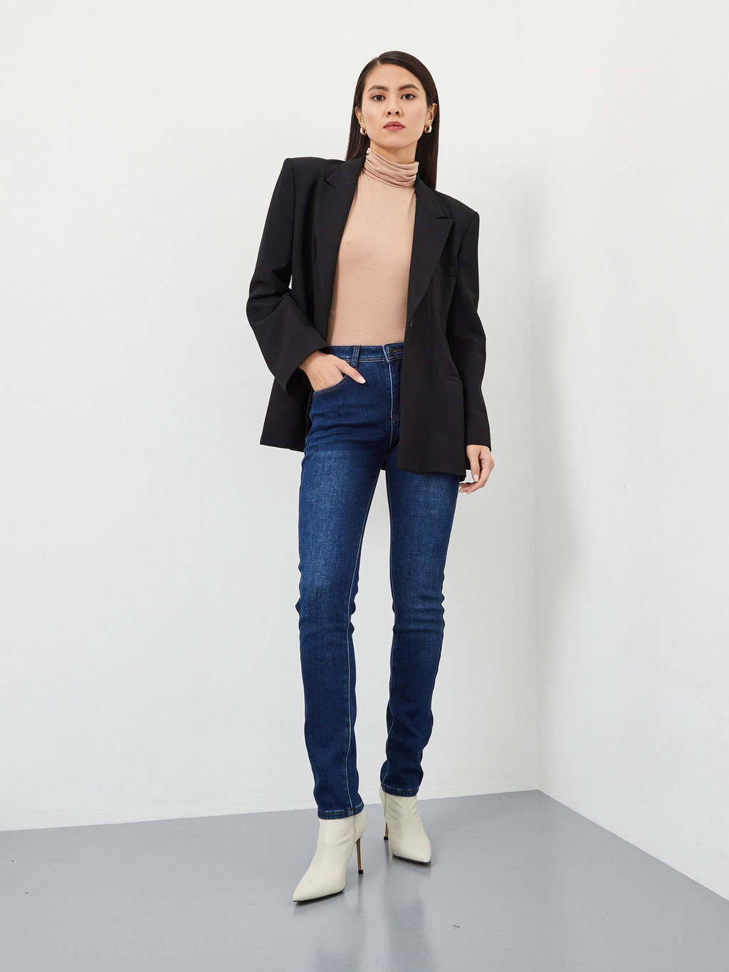 Утепленные женские джинсы зауженного кроя на флисе - Mossmore фото 2