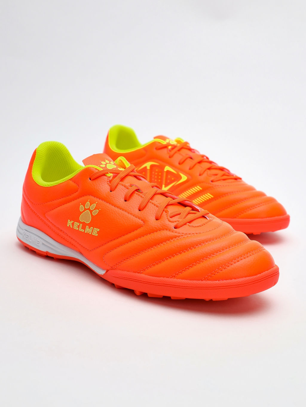 Шиповки KELME Mens Football Shoes (TF) Orange