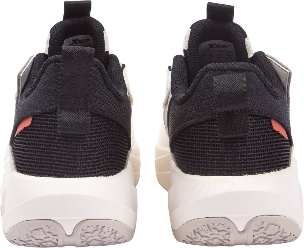 Кроссовки мужские