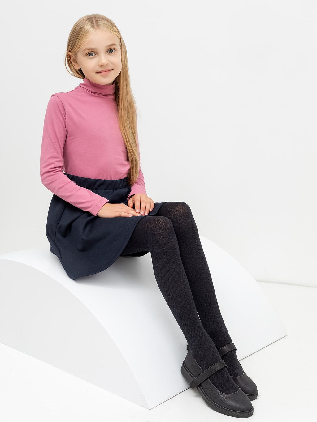 Цена за 3 пары! Детские однотонные ажурные колготки черного цвета