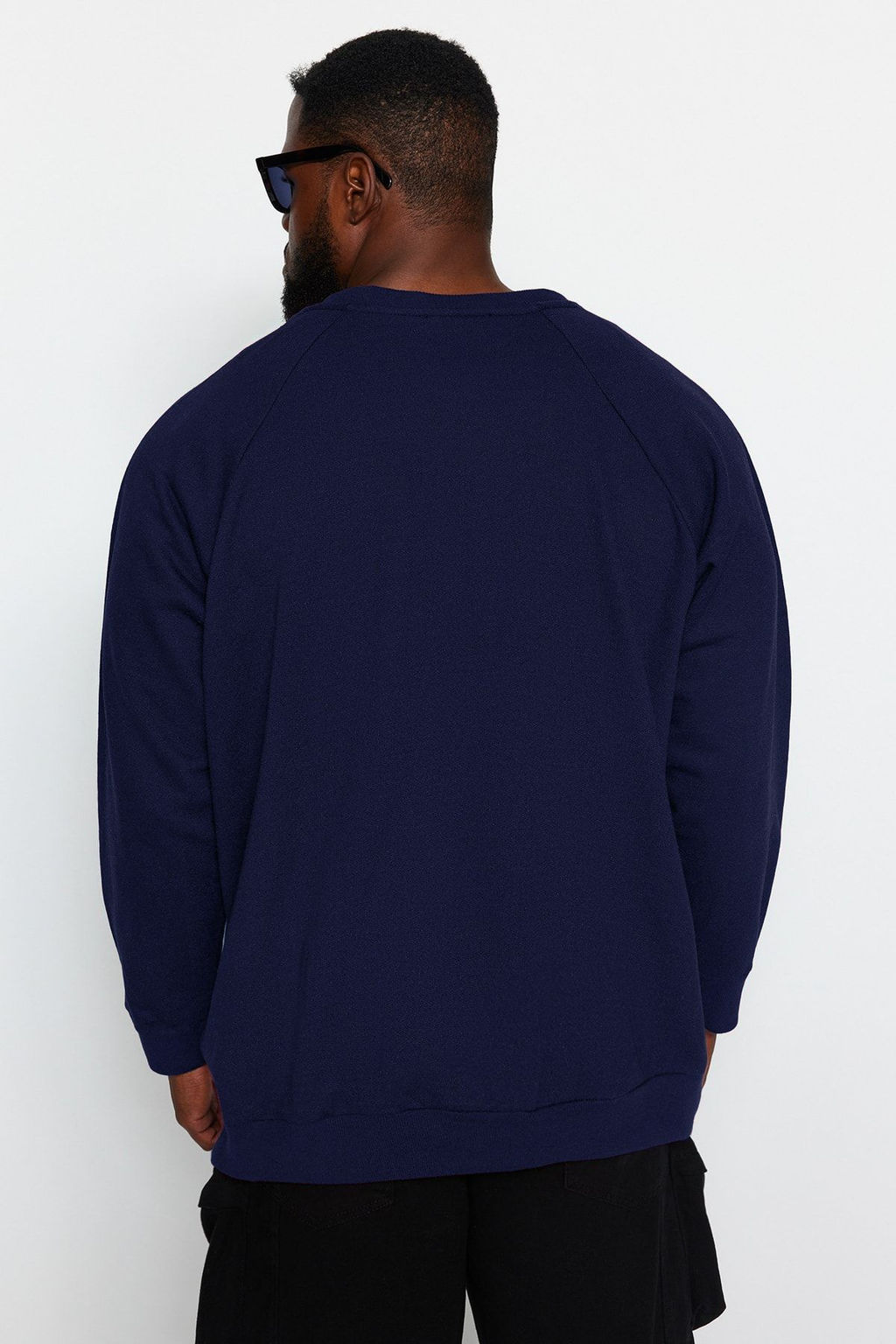 TRENDYOL MAN Lacivert Buyuk Beden Bisiklet Yaka Oversize/Genis Kesim Ici Polarl? Sweatshirt TMNAW24AO00007 - Trendyolmilla фото 30