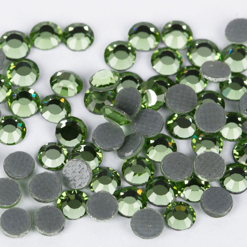 Страз клеевой Zlatka ZRTG-1072 SS10 цветные 2.7 мм стекло 5 x 72 шт в пакете с картонным еврослотом №11 салатовый (Peridot)