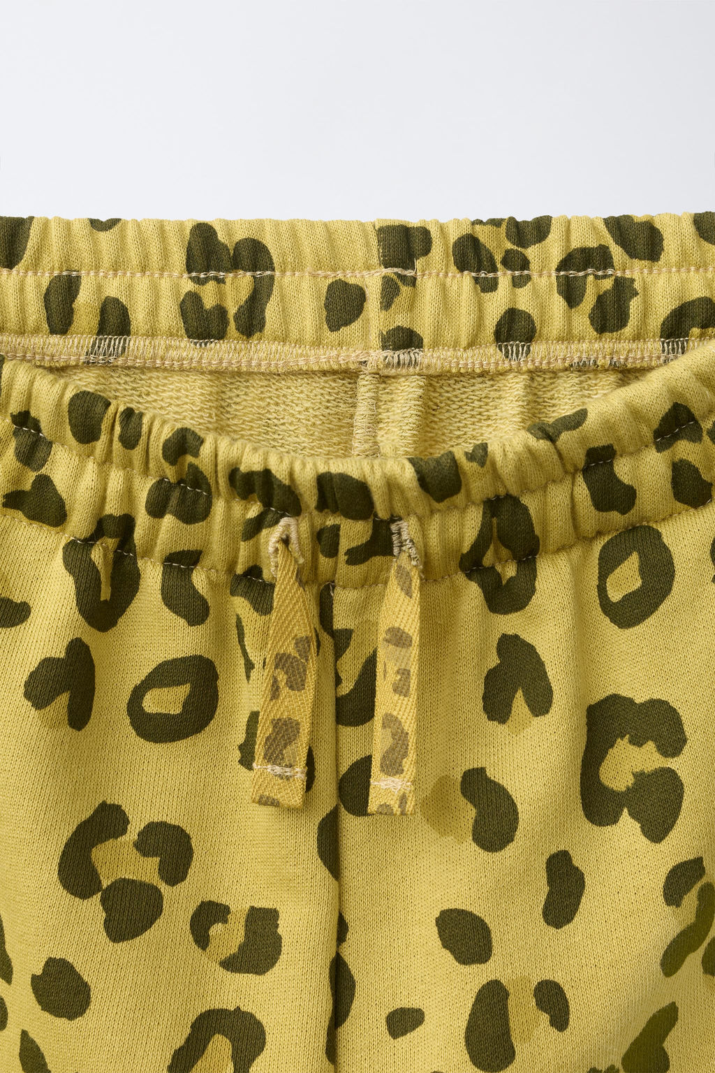 BERMUDA FELPA ANIMAL PRINT / Amarillo - Zara фото 7