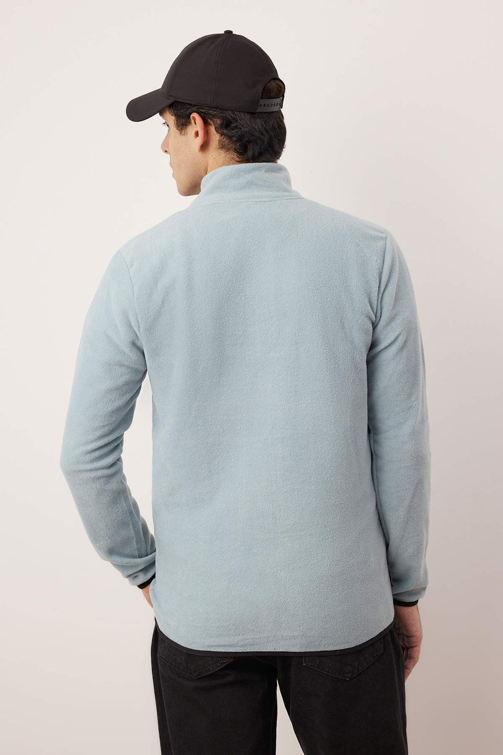 Siyah Regular/Normal Kesim Dik Yaka Fermuarl? Dikis Detayl? Polar Sweatshirt TMNAW26SW00036 - Trendyolmilla фото 27