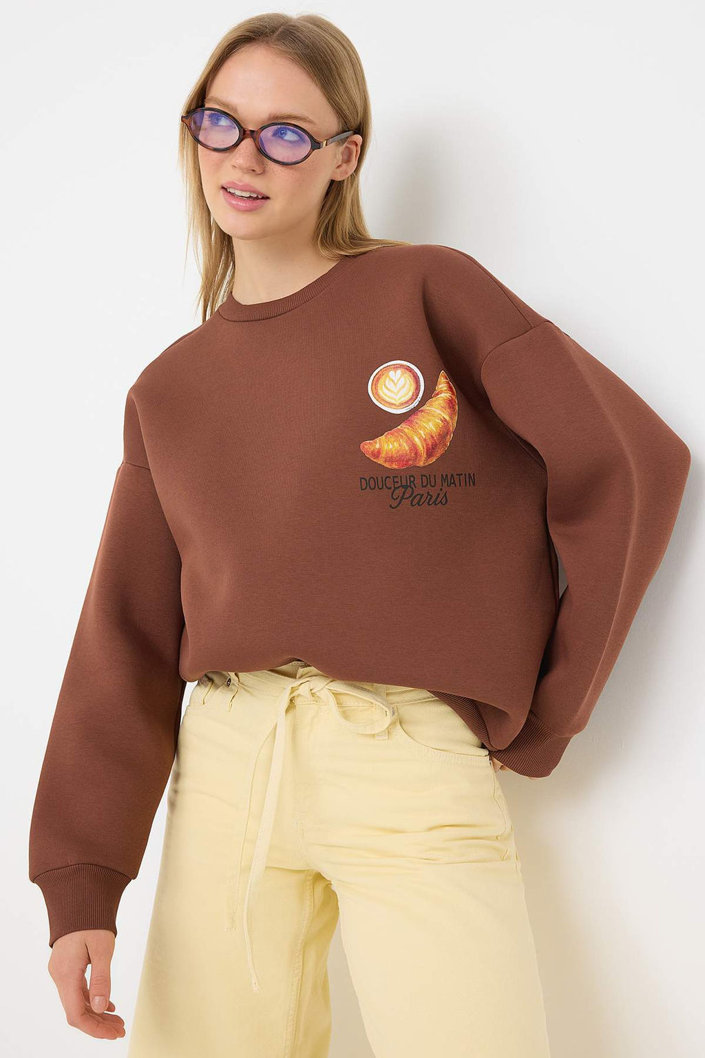 Teen Kahverengi Bask?l? Oversize/Genis Kal?p Kal?n Ici Polarl? Orme Sweatshirt TWOAW26SW00152 - Trendyolmilla фото 2