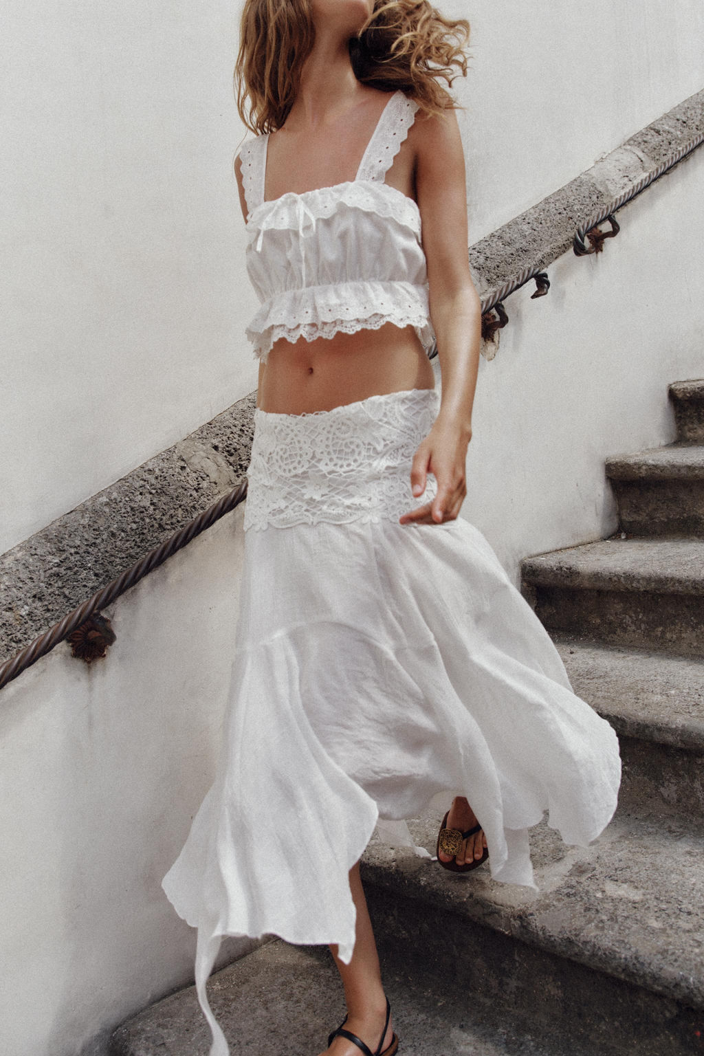 FALDA MIDI ASIM?TRICA BORDADOS / Blanco - Zara фото 3