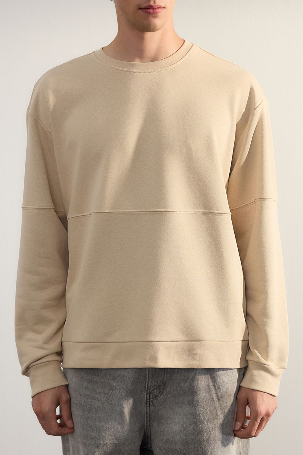 Tas Oversize/Genis Kesim Biyeli 100% Pamuk Sardonsuz Sweatshirt TMNAW25SW00034