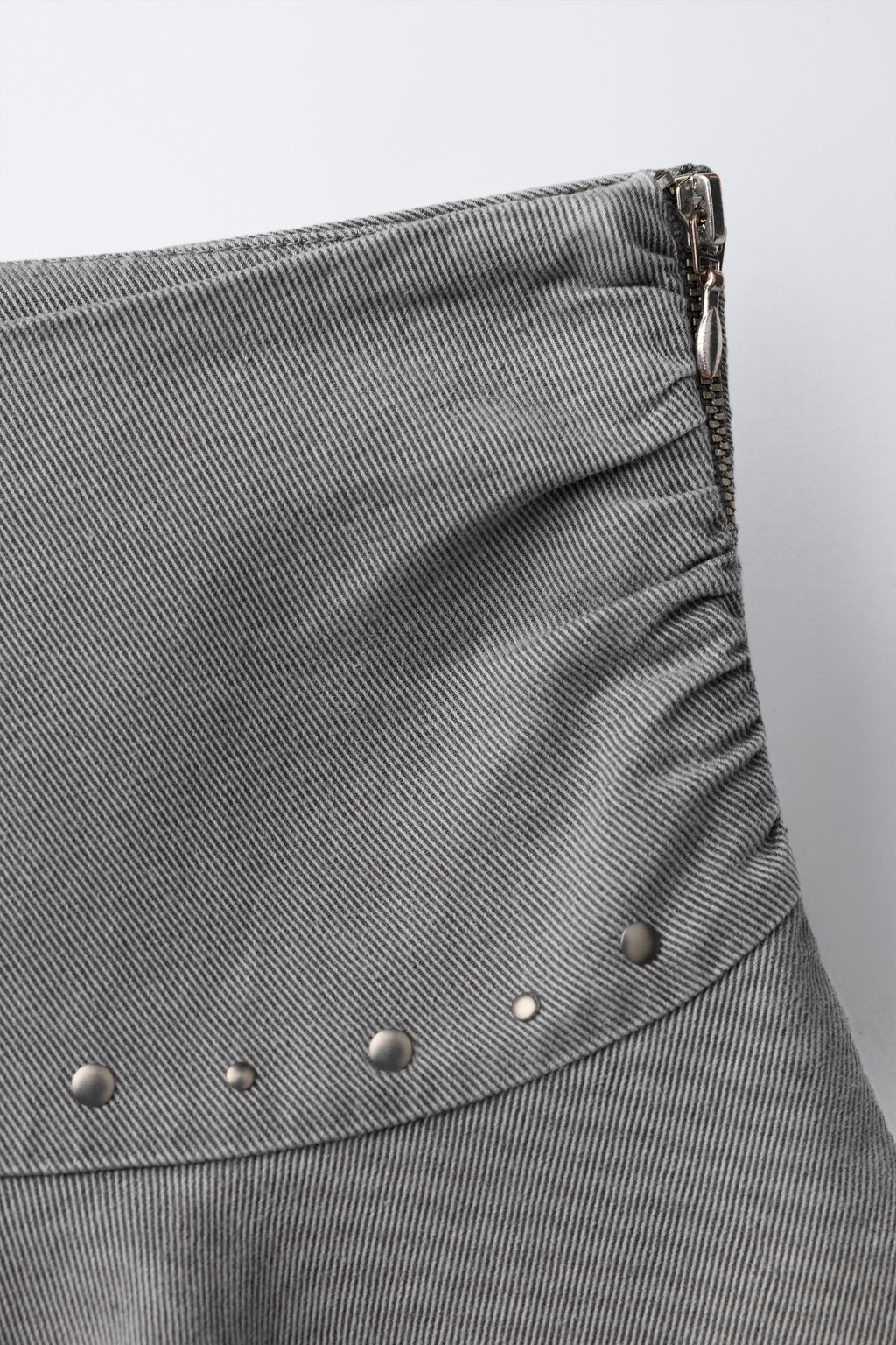 RUFFLED SKIRT WITH STUDS - Zara фото 3