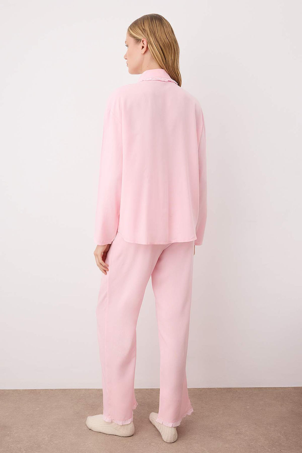 Trendyolmilla Pembe F?rf?rl? Cep Detayl? Viskon Dokuma Pijama Tak?m? THMAW25PT00146  фото 9