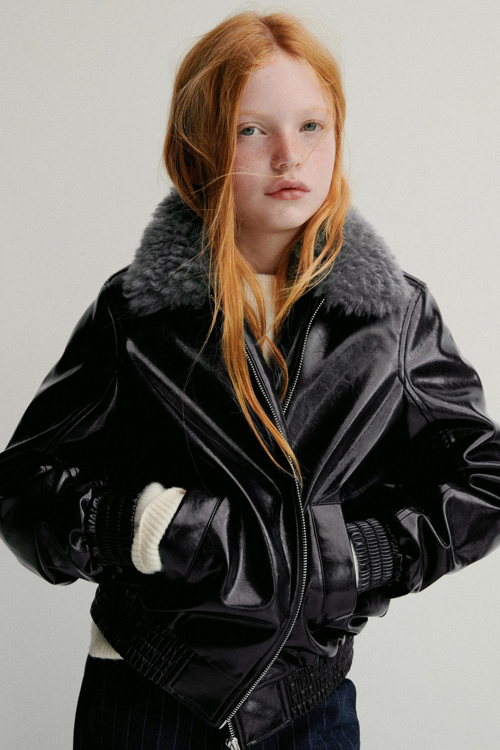 BOMBER JACKET WITH FAUX FUR COLLAR - Zara фото 10
