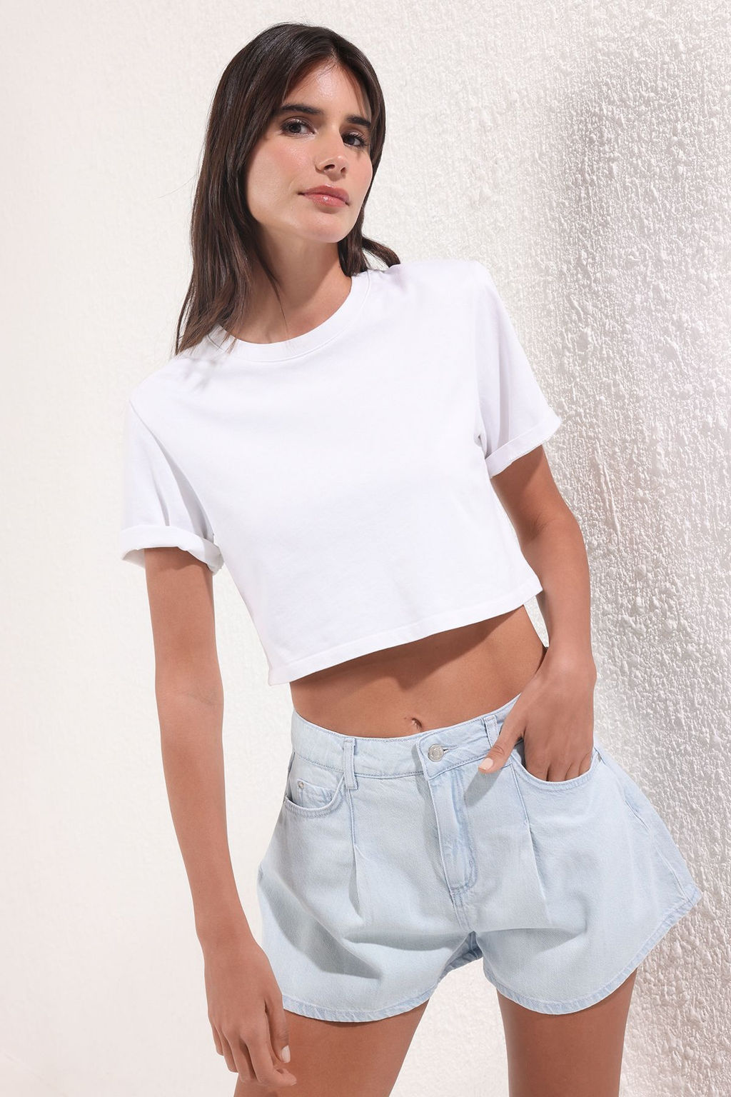 Trendyolmilla Ac?k Mavi Pileli Yuksek Bel Mini Denim Sort TWOSS25SR00152  фото 2
