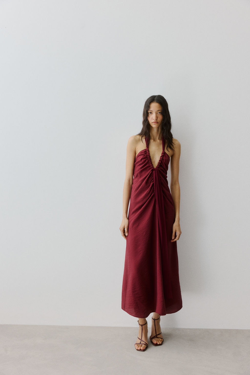 Vestido halter de sat?n - H&m фото 5