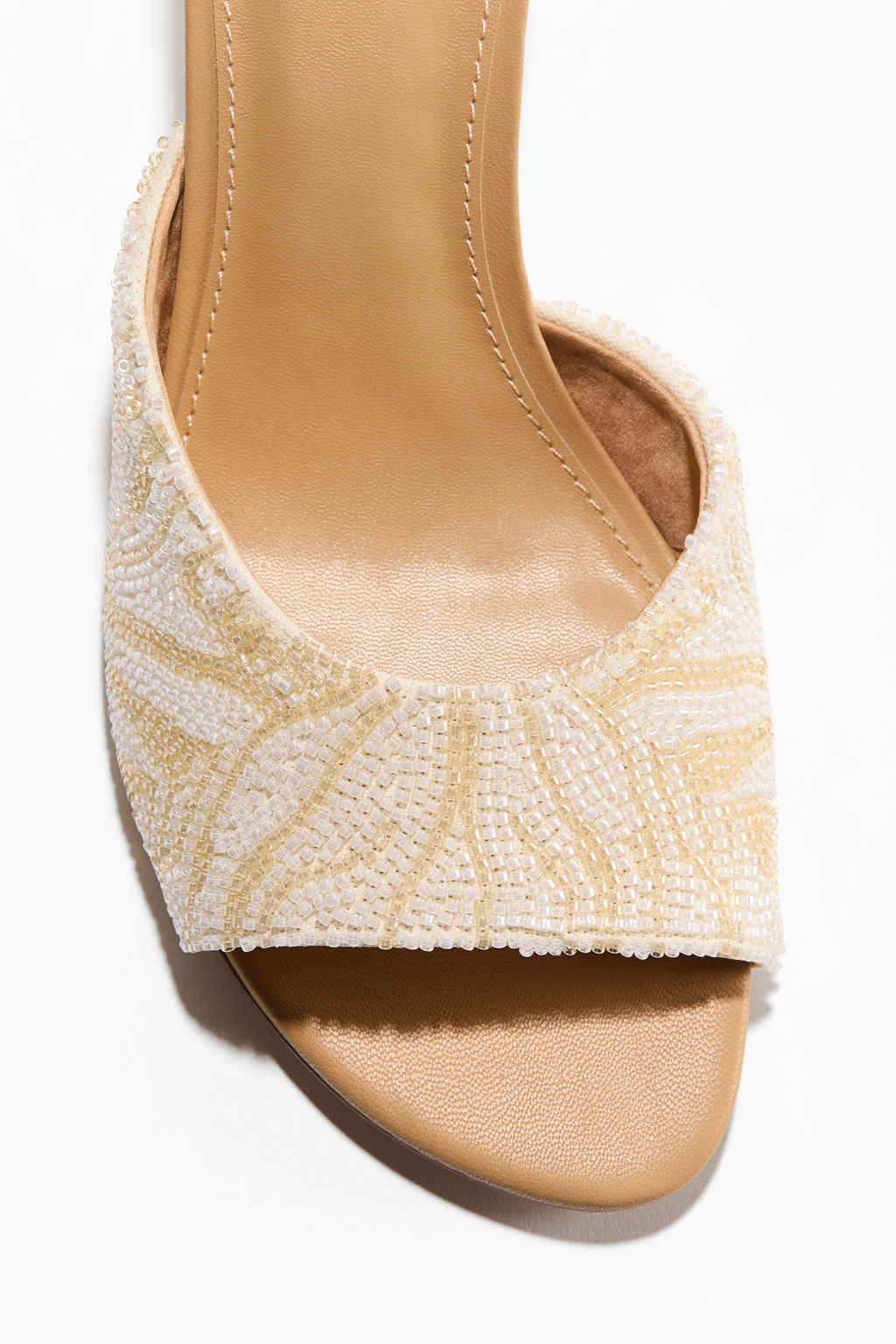 Sandalias de tac?n con cuentas - H&m фото 3