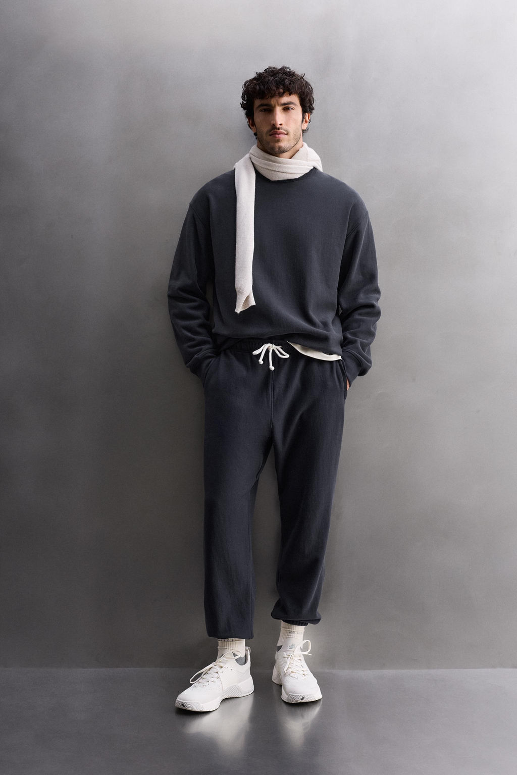 RELAXED FIT JOGGER TROUSERS - Zara фото 5