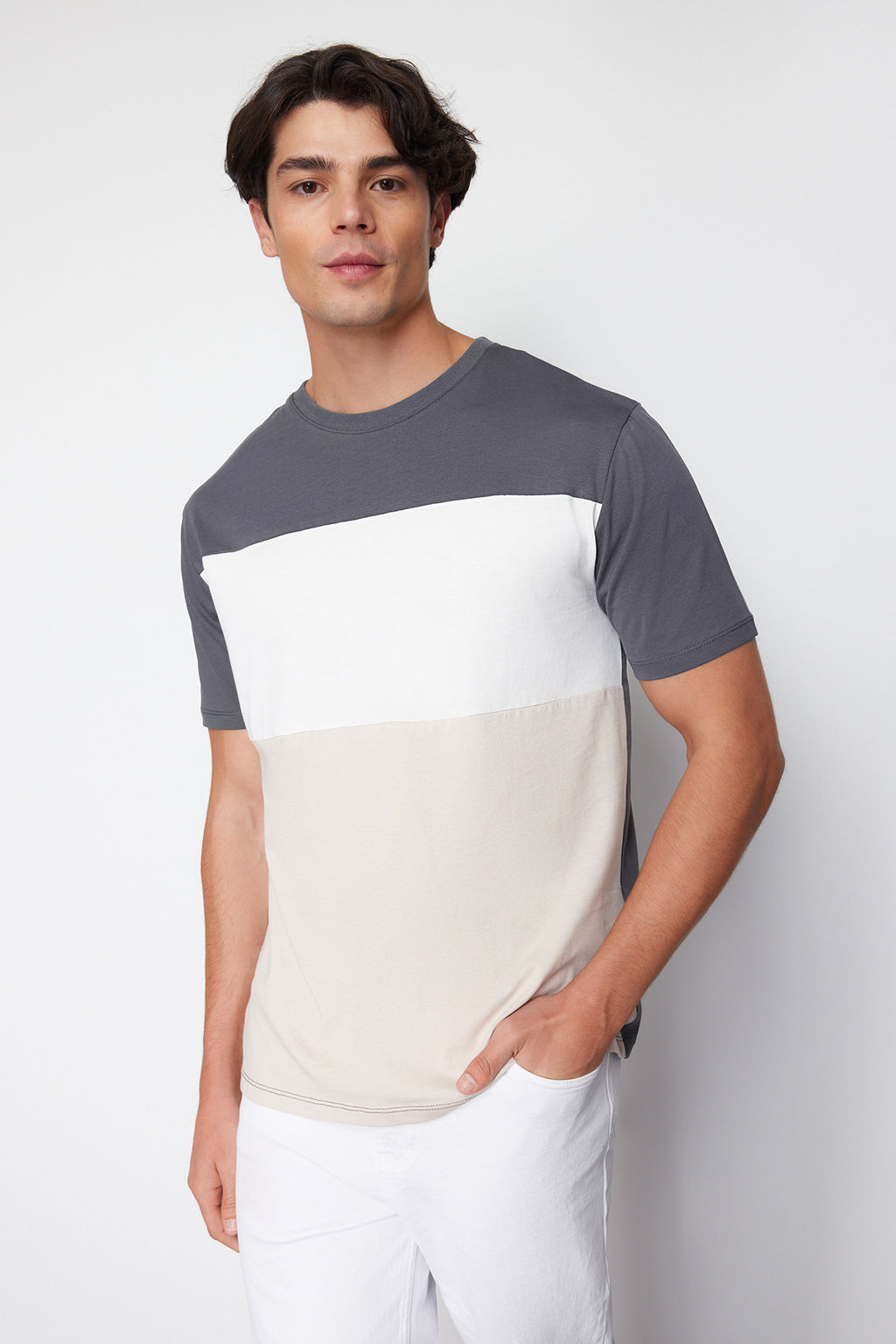 TRENDYOL MAN Siyah Regular/Normal Kesim Renk Bloklu %100 Pamuklu T-Shirt TMNSS24TS00076 - Trendyolmilla фото 14