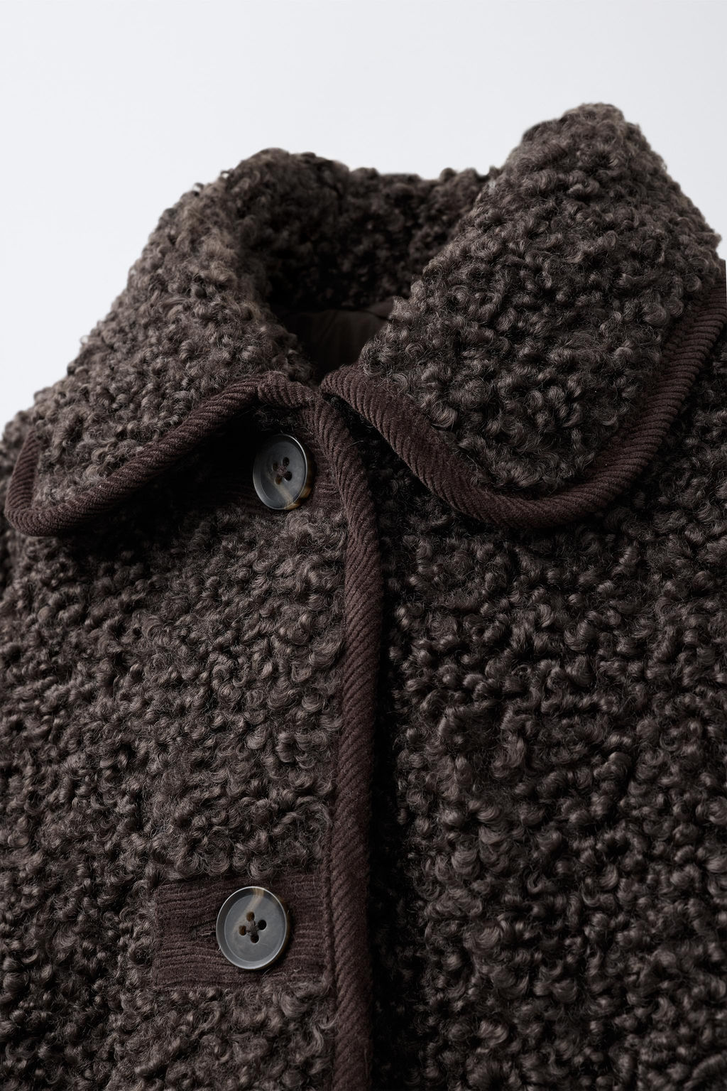 FAUX SHEARLING COAT WITH TRIMS - Zara фото 5