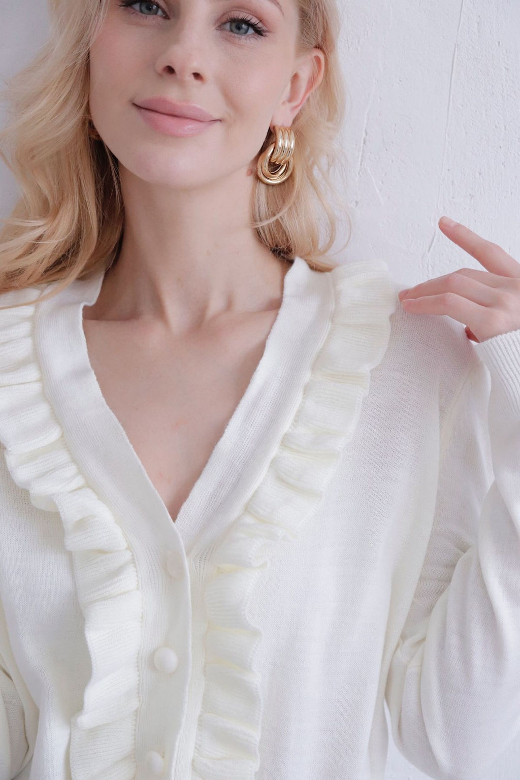 11496 Кардиган с рюшей молочный - Martichelli фото 6