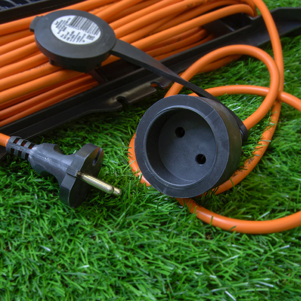 UG /UCK-1N/2x0,75/10M/F IP44 ORANGE Удлинитель силовой на рамке, б/з, 1гнездо, 10м (ПВС 2х0,75), 6A. Оранжевый. TМ Uniel