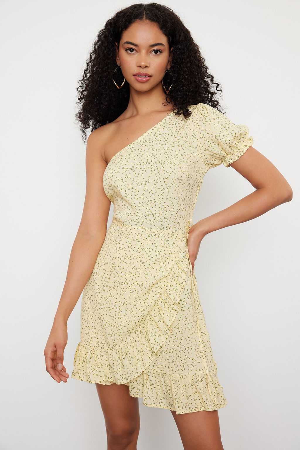 Sar? F?rf?r Etekli Asimetrik Yaka Viskon Mini Dokuma Elbise TWOSS24EL00860