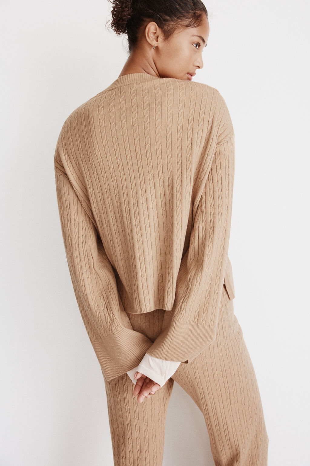 Jersey en punto trenzado - H&m фото 7
