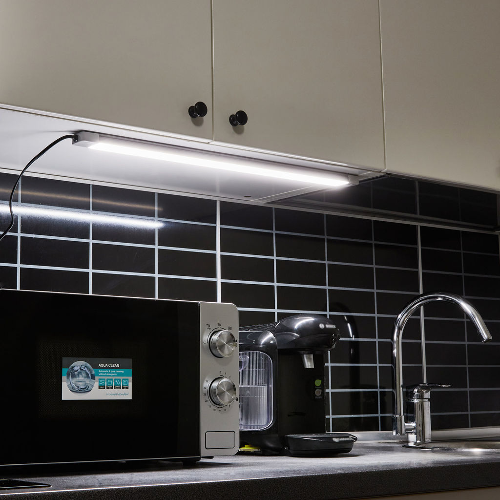 ULI-F45-9W/4500K/DIM SENSOR IP20 SILVER Светильник светодиодный для мебели. 600*35*16мм. 600Lm. ТМ Uniel