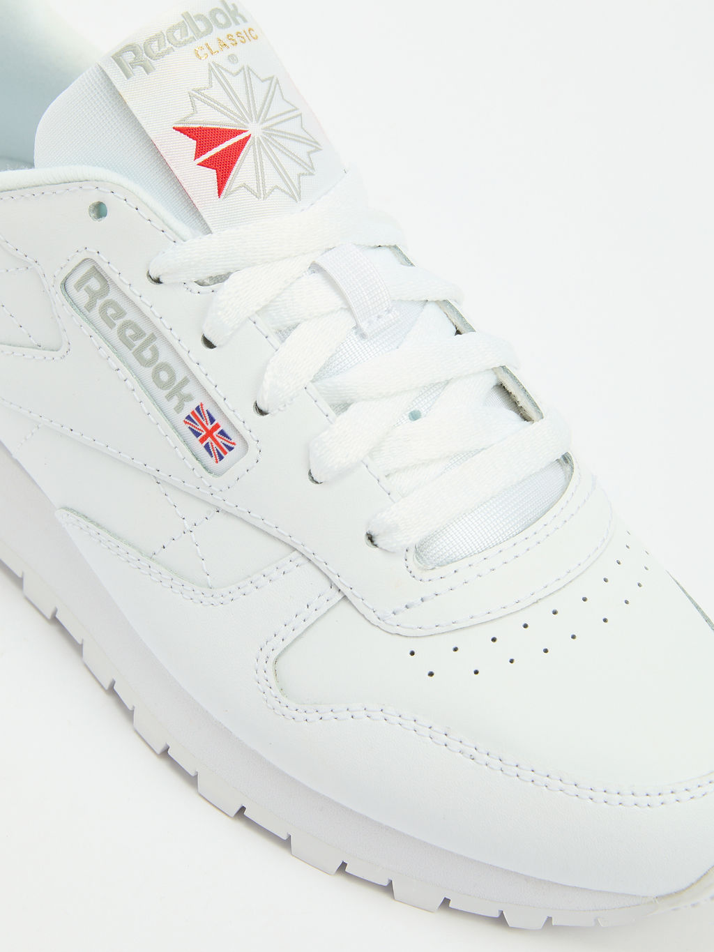 Женские кроссовки REEBOK CLASSIC LEATHER Артикул 2819457, белый