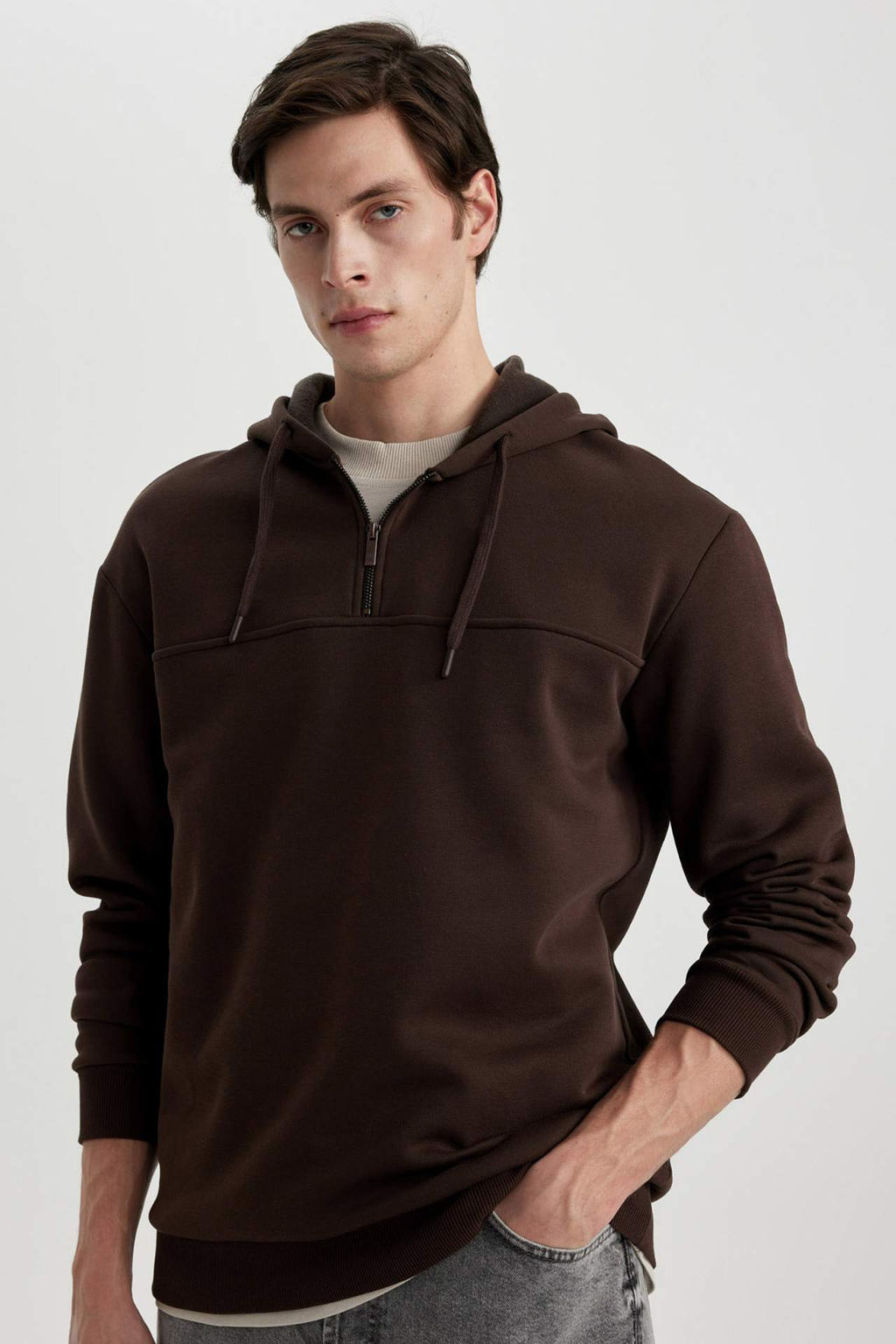 Comfort Regular Fit Rahat Kal?p Kapusonlu Yar?m Fermuarl? Basic Duz Sweatshirt - Defacto фото 2