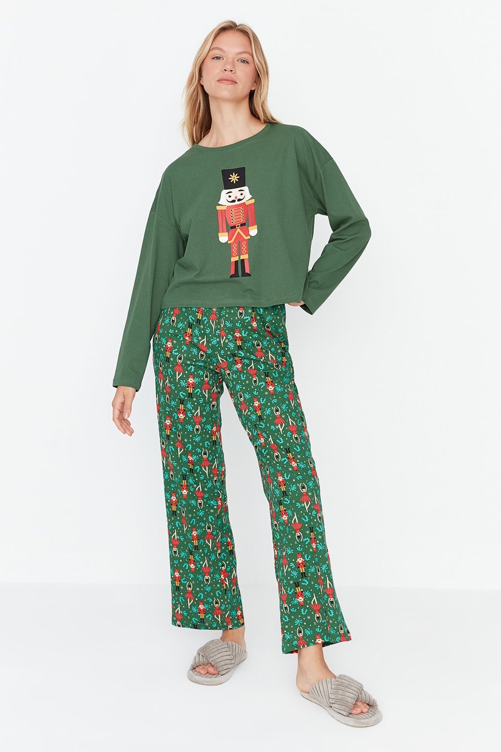 Trendyolmilla Bordo %100 Pamuklu Y?lbas? Temal? Orme Pijama Tak?m? THMAW23PT00318  фото 5