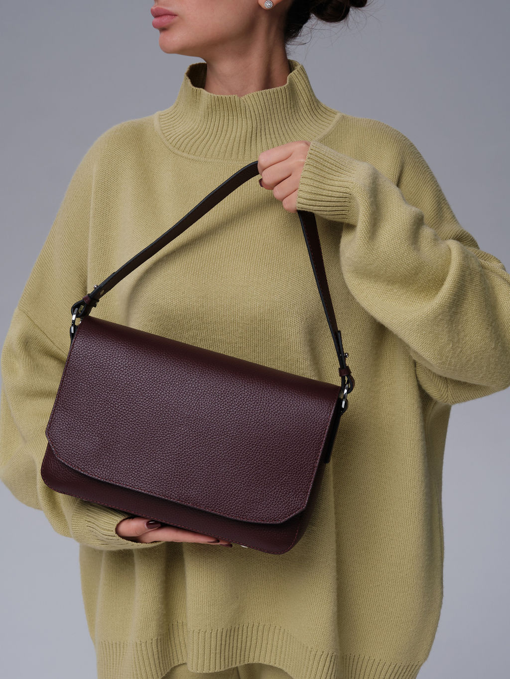 Сумка на плечо Deboro 30512 зимняя вишня