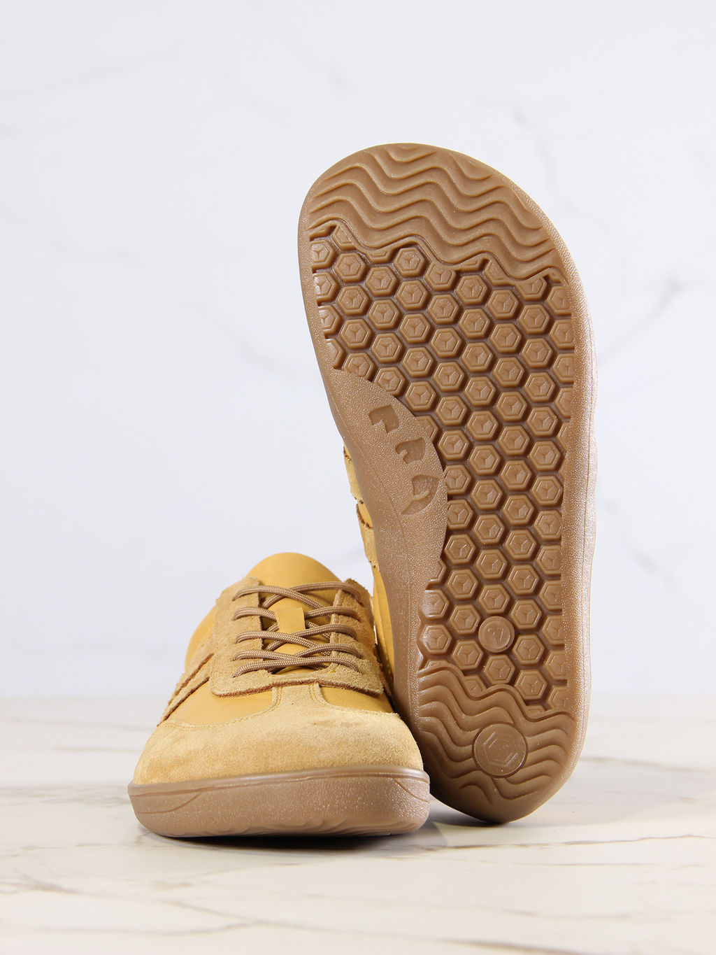 Босоногие кеды 184.natabr.Светло-желтая замша+кэмл