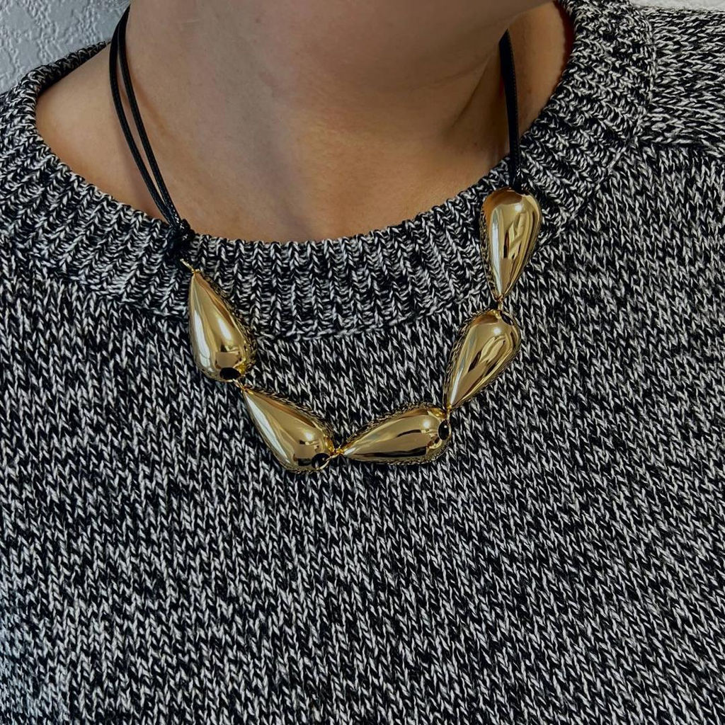 701477290 Колье