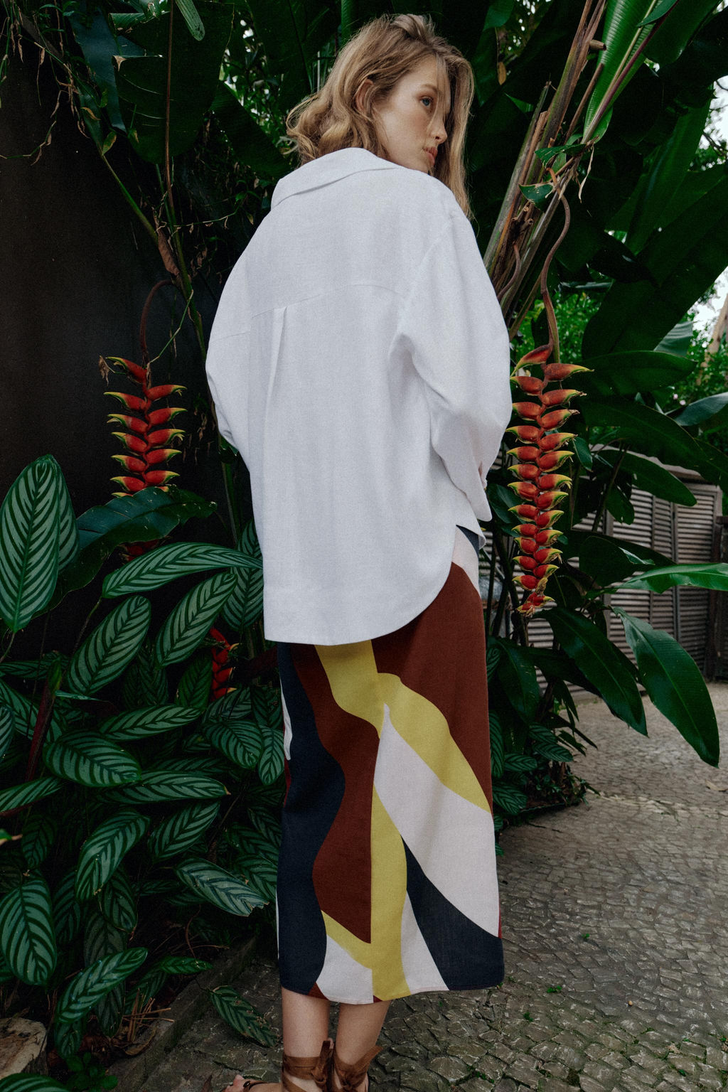 BLUSA CON LINO CUELLO POLO / Blanco - Zara фото 18