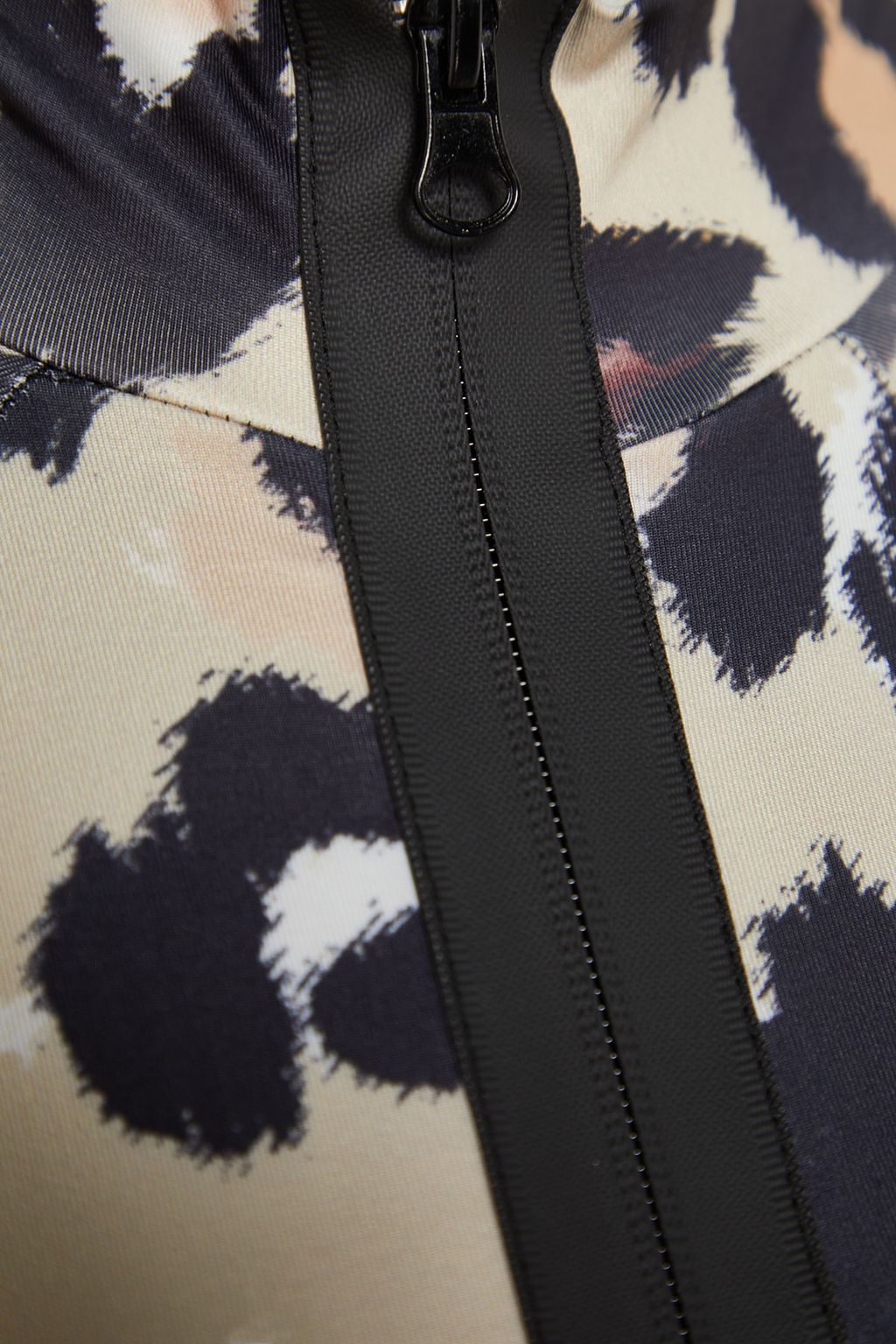 TRENDYOLMILLA Leopar Desenli Yuzucu Fermuarl? Uzun Kollu Regular Mayo TBESS21MA0215  фото 7