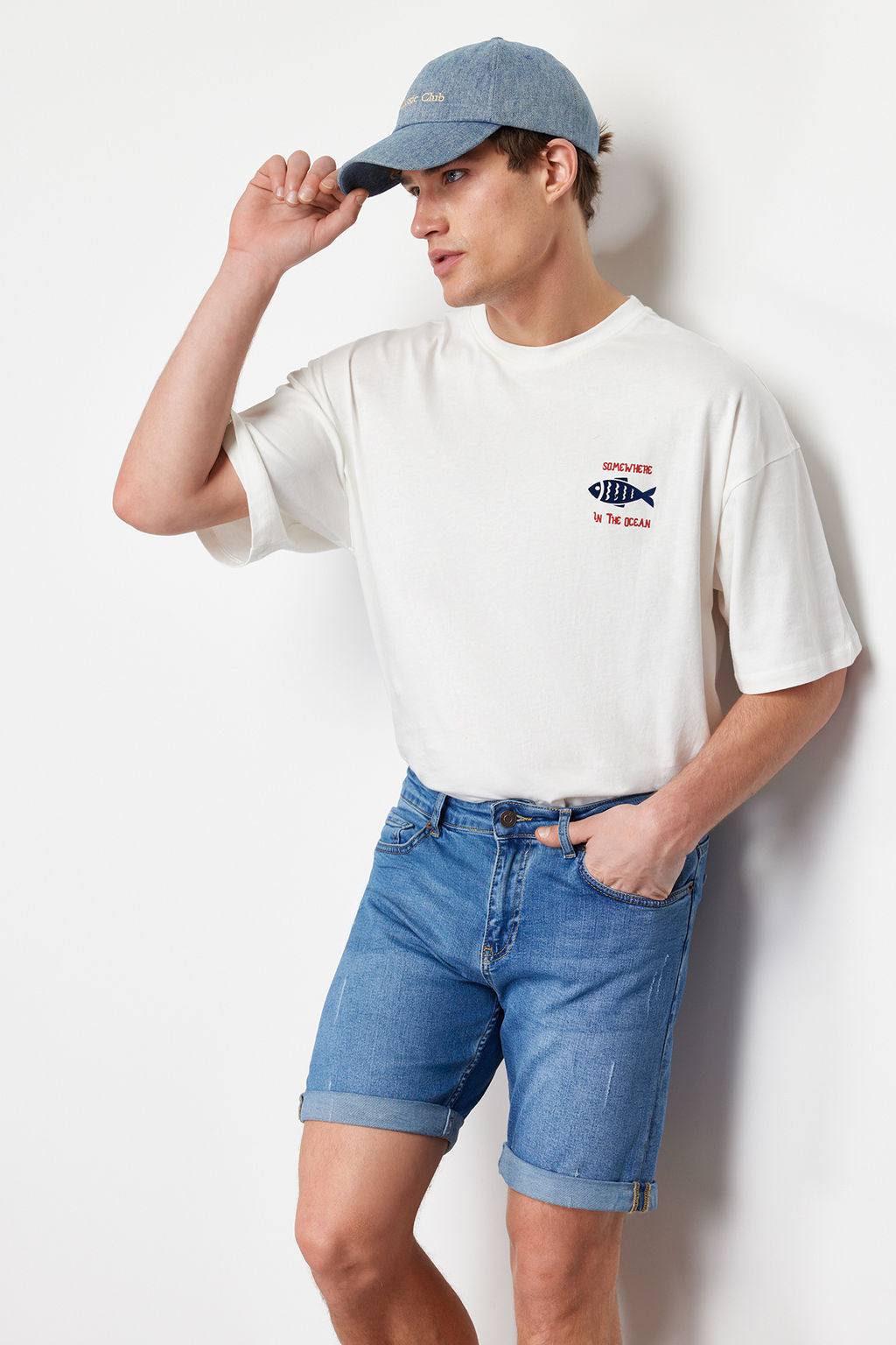 Mavi Slim Fit T?rm?k Destroylu Denim Kot Sort TMNSS21SR0727