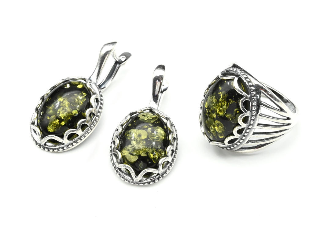 Кольцо Серьги с янтарем имитация размер 18