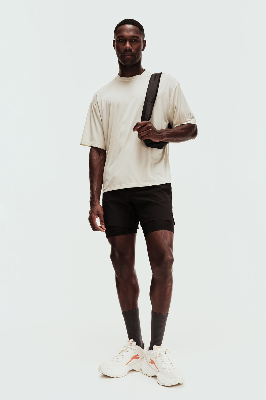 Camiseta de deporte boxy con DryMove Loose Fit - H&m фото 3